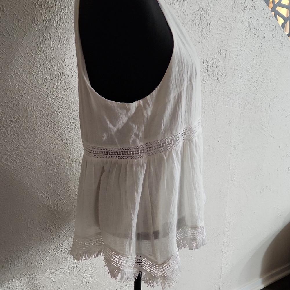 Doe & Rae Cream Halter Top - Picture 4 of 8